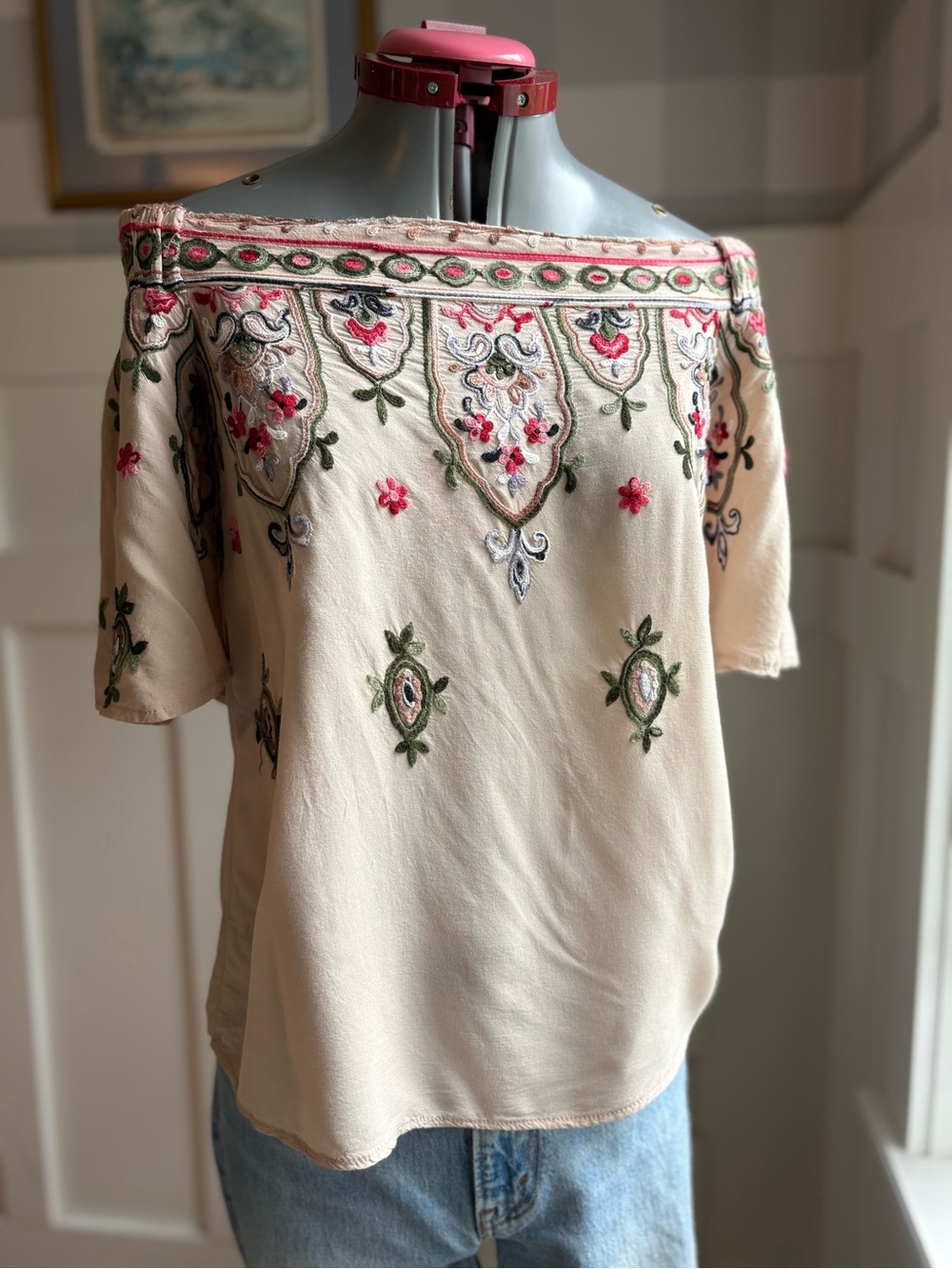 Democracy Cream Embroidered Off-Shoulder Boho Top Small - Picture 3 of 7